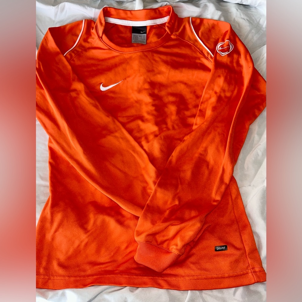 Nike adult goalkeeper’s shirt